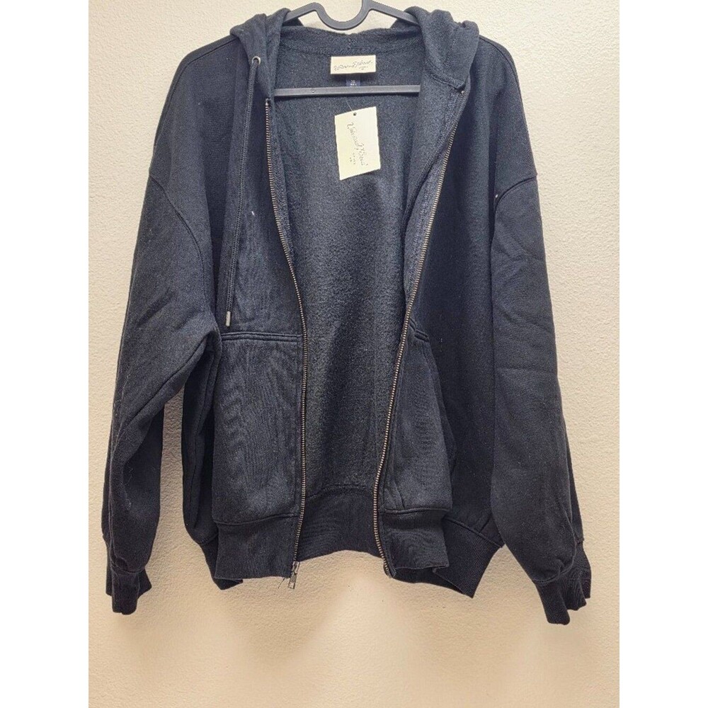 Universal Thread Women's XS Hoodie Black Full Zip Fleece Sweatshirt NWT